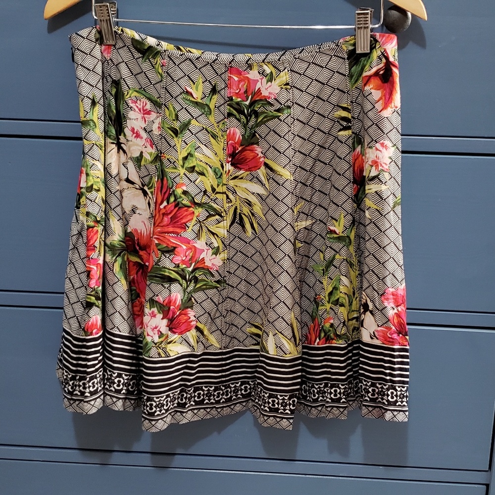 WHBM Red Floral Skirt GUC